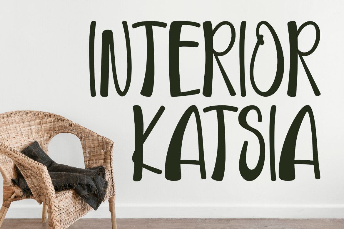 Bloerd Xlospun Cute Kids FREE Font alternate