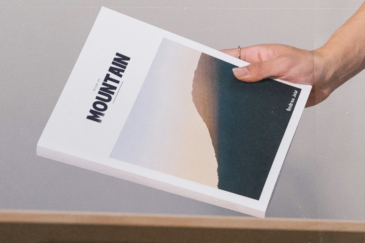 Prism Tropic | FREE Geometric Sans - view 8