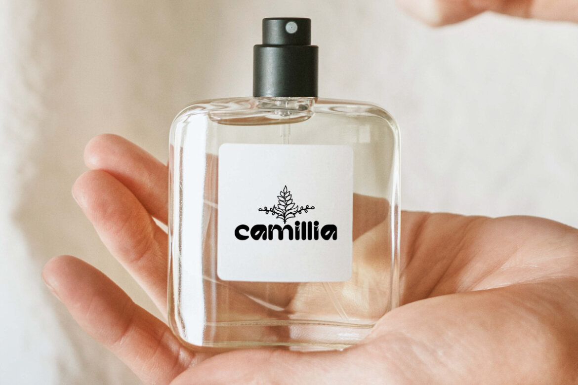 Bubble Games FREE Font - view 7