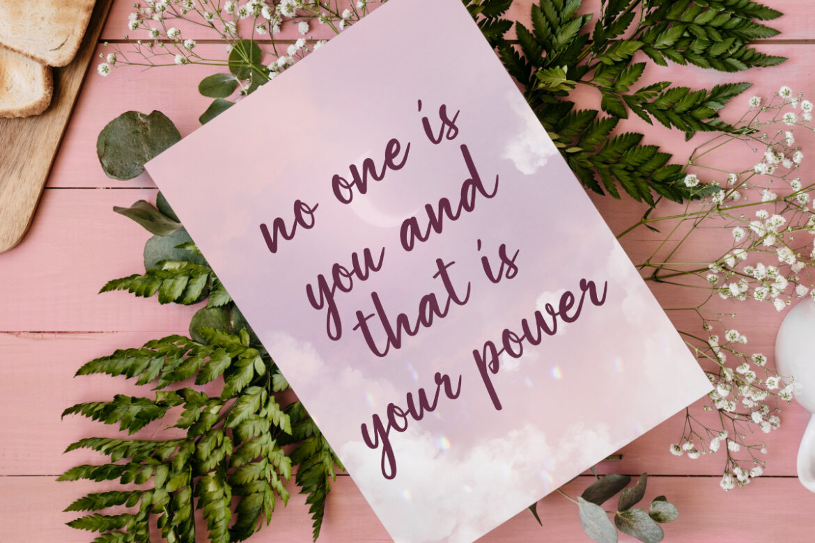 Super Dreamer FREE Font - view 7