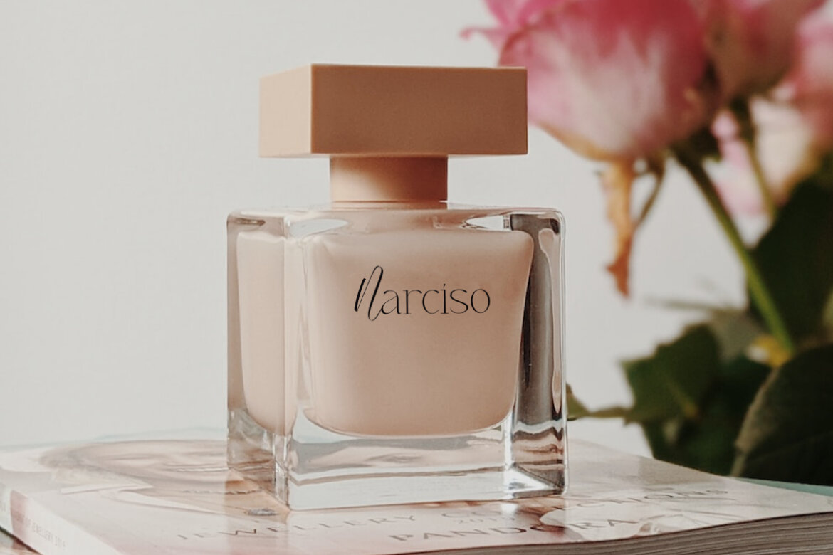 Lavendra FREE Font - view 3