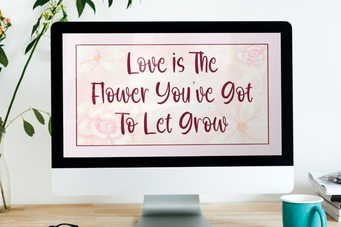 Cranberry Blossom FREE Font alt