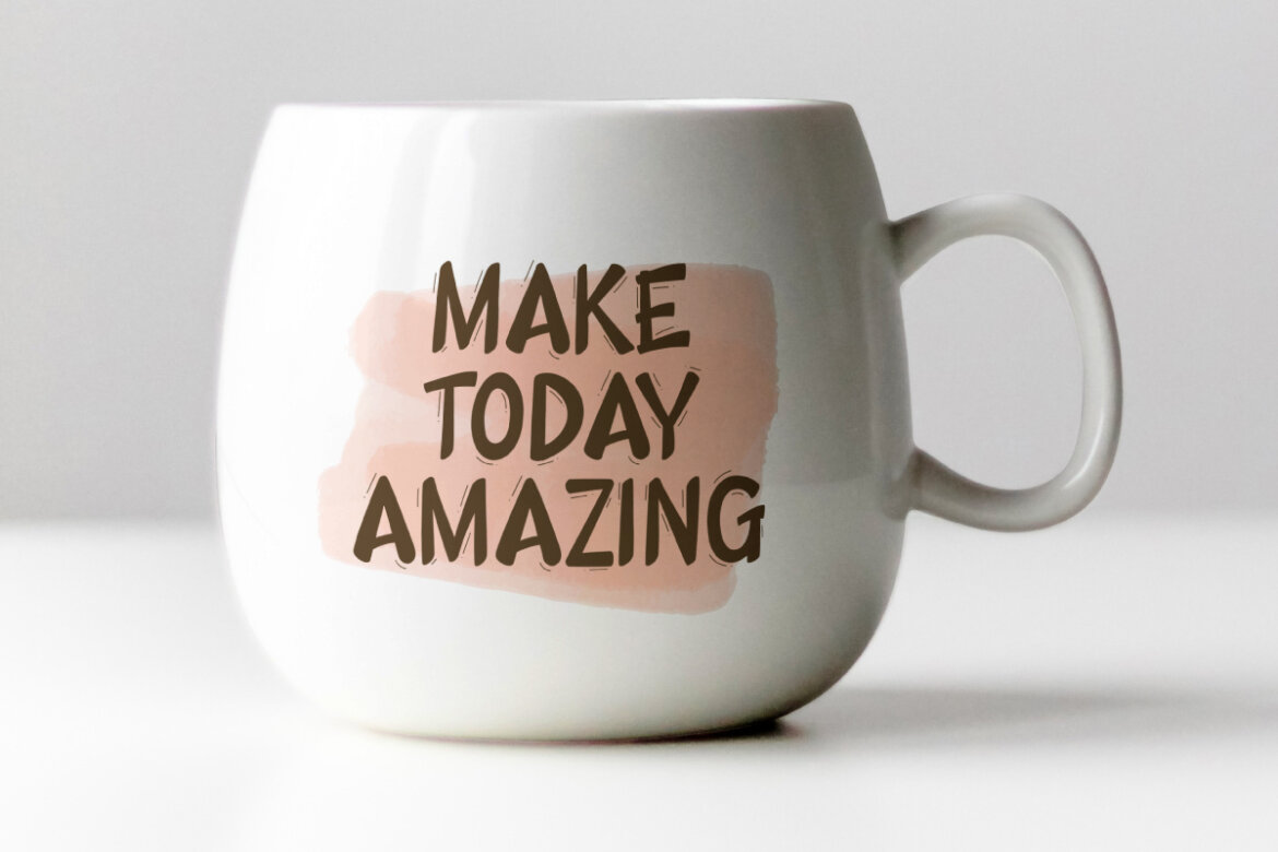 Tromboloni FREE Font - view 6