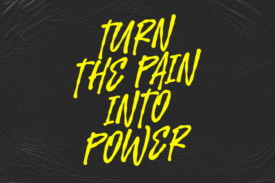 Grous Hiraco Paint Brush FREE Font alternate