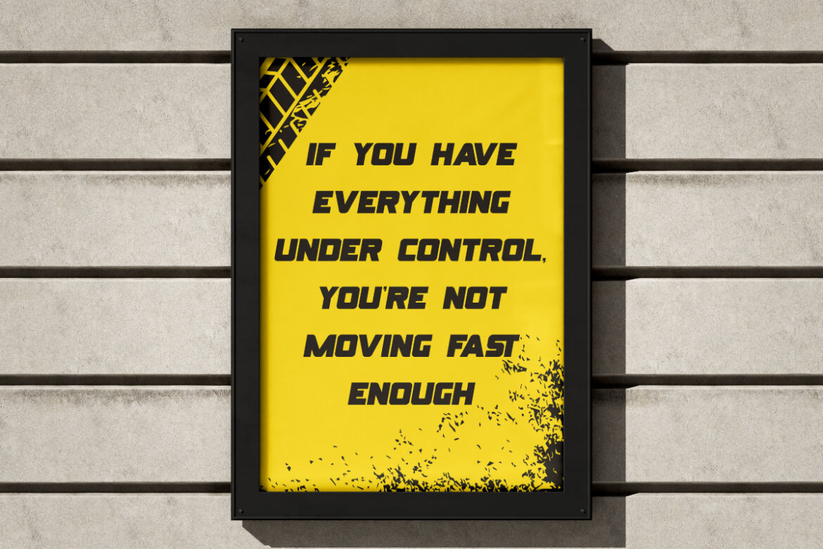 Aeromove Font - view 8