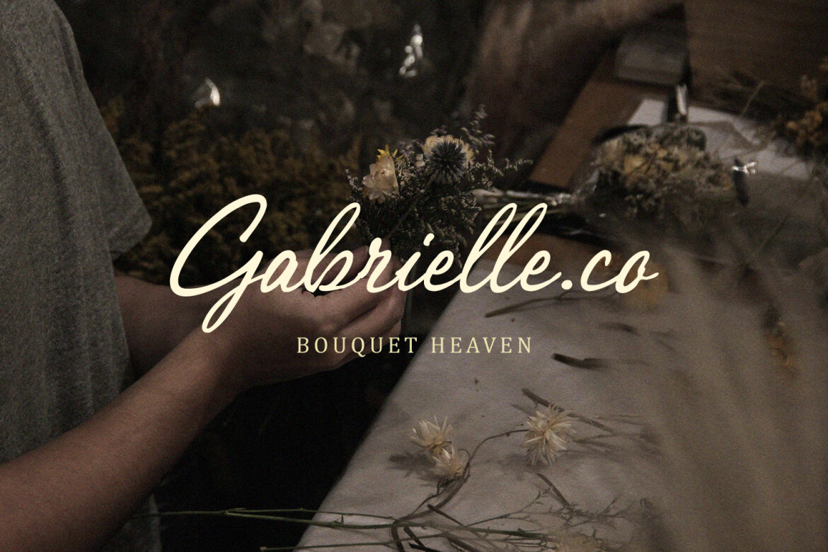 Peftyon Elegant Signature FREE Script - view 5