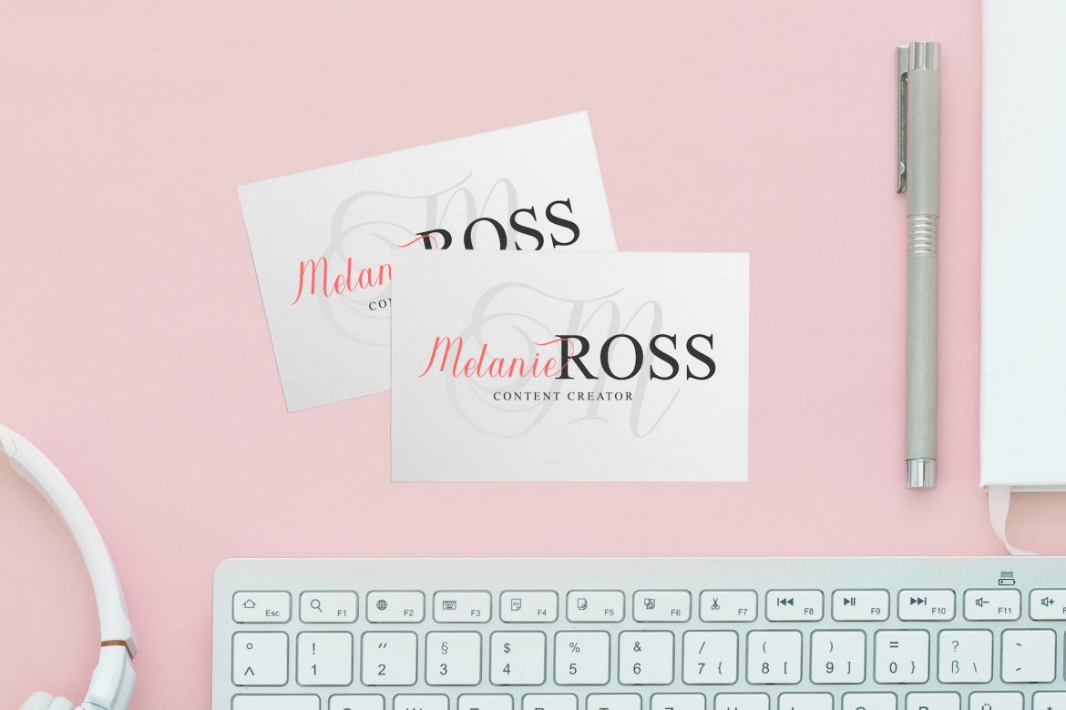 Wunderlust Script alternate