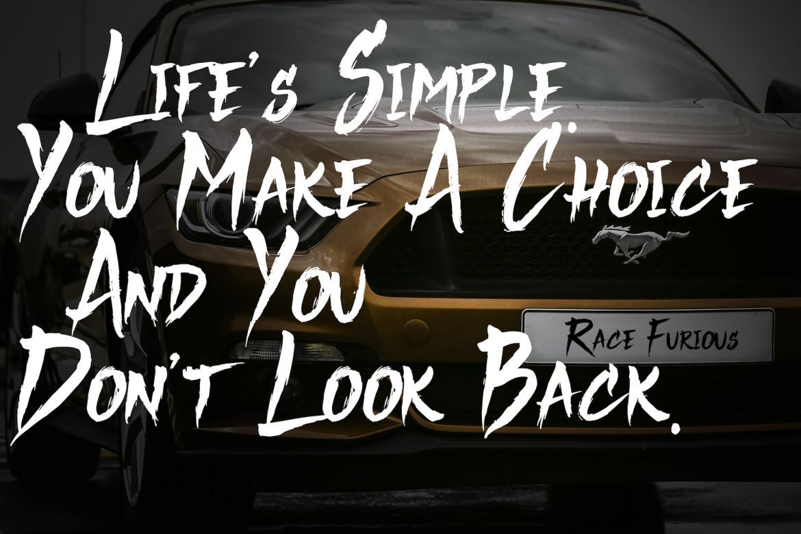 Thorletto Brush Font - view 11