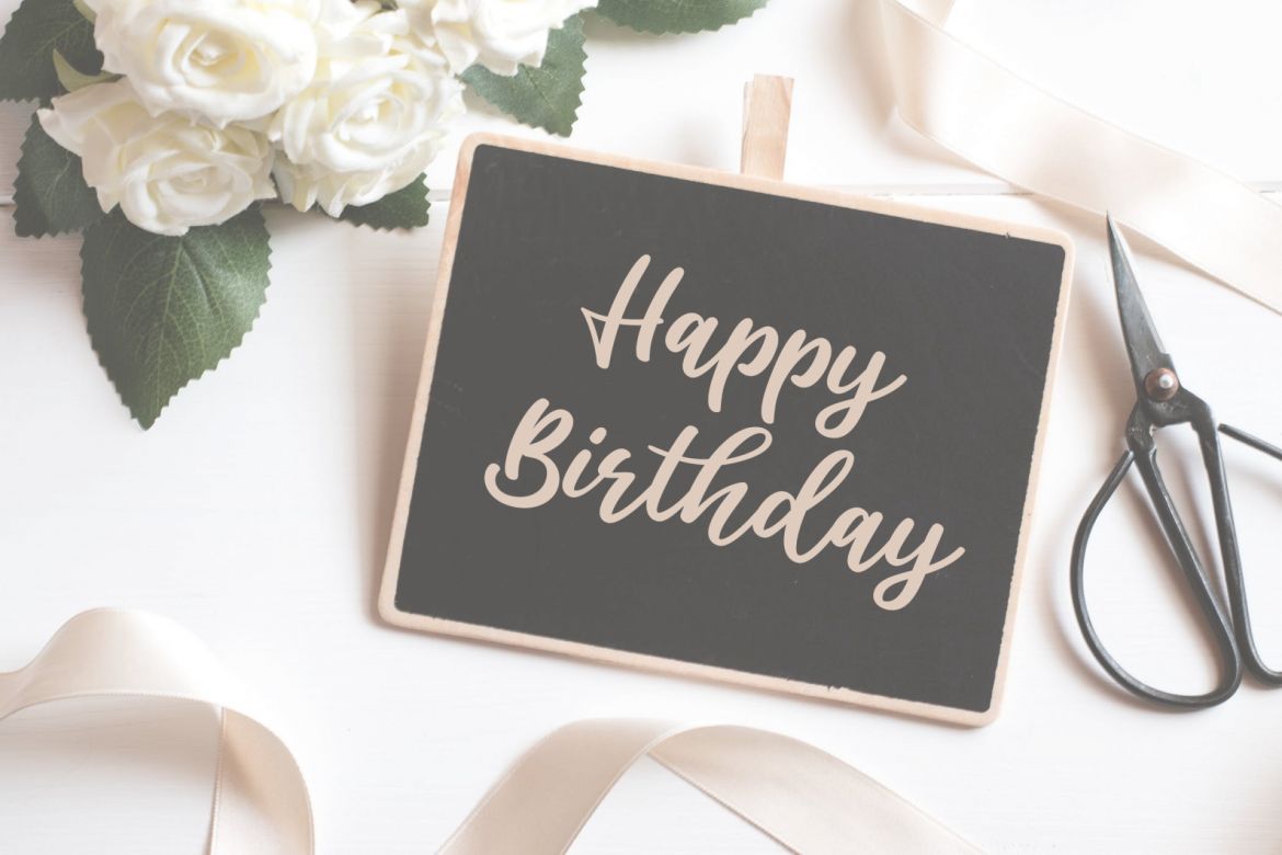 Salika Bold Script Font - view 6