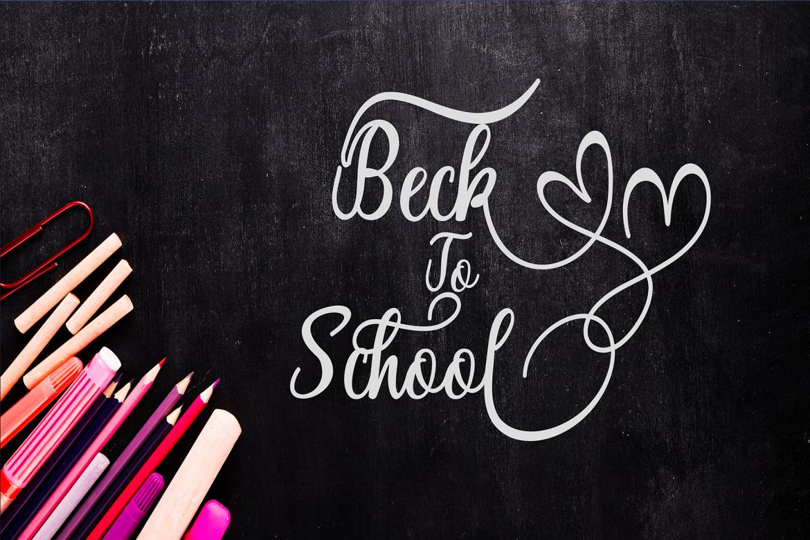 Alice Chater - Free Font alternate