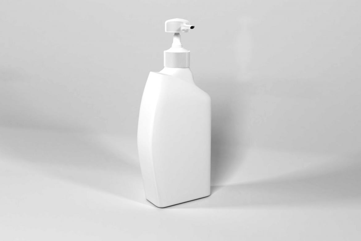 Free Liquid Soap Bottle Packaging Mockup alternate