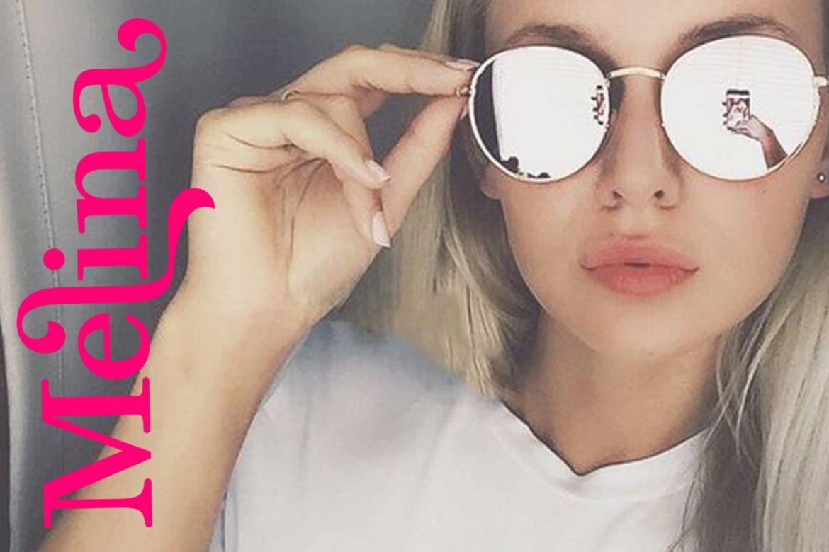 Molin Curved Serif Font - view 6