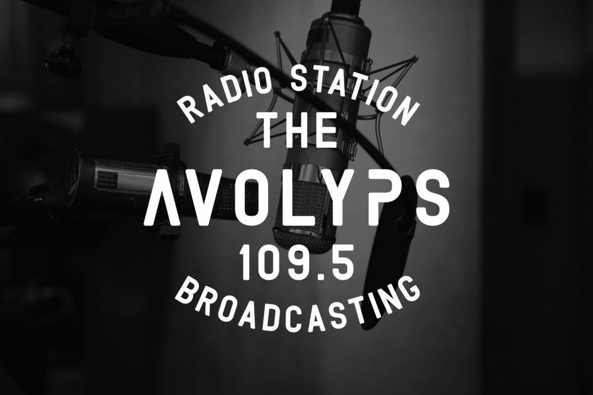 Black Roads Font Family - view 7