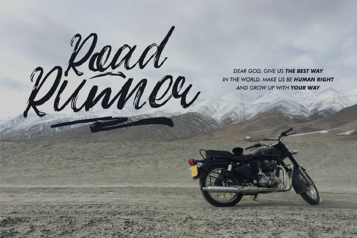 Easttalia - Brush Font - view 5