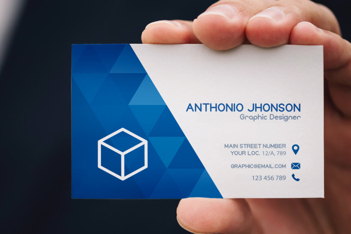 Monice - Free Font alternate