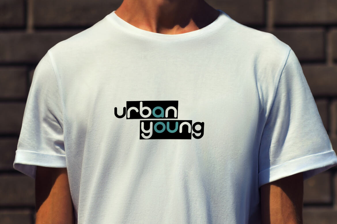 Monice - Free Font - view 4