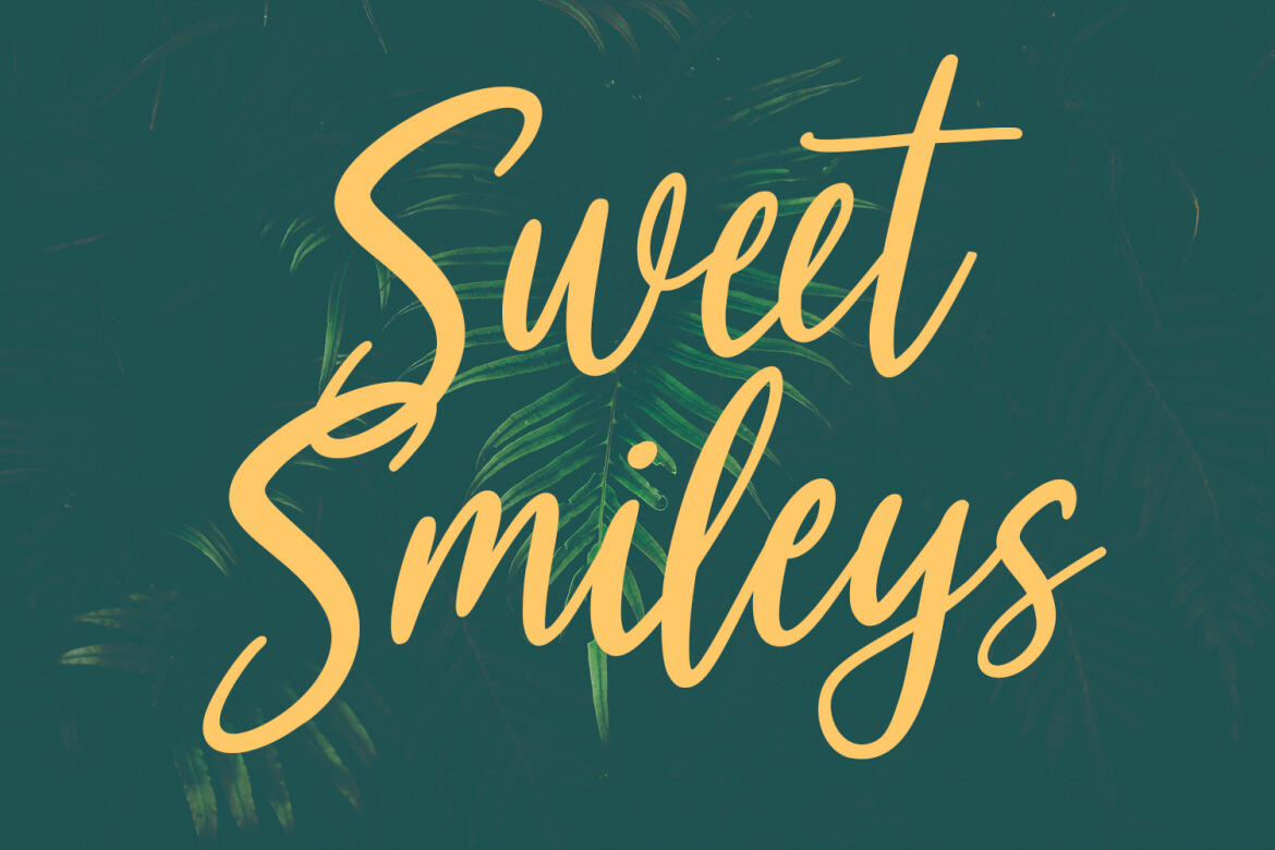 Meganfoxy - Free Script Font - view 4