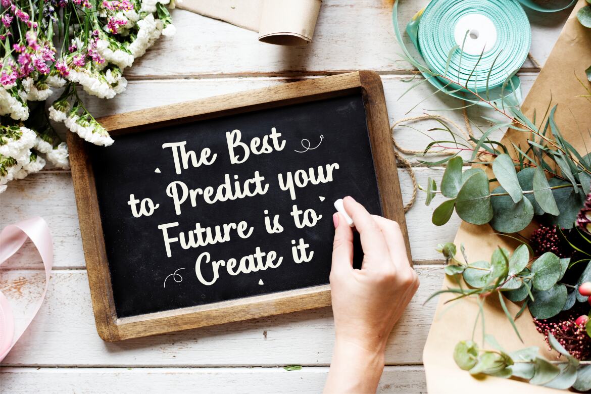 Luckyfield FREE Font - view 3