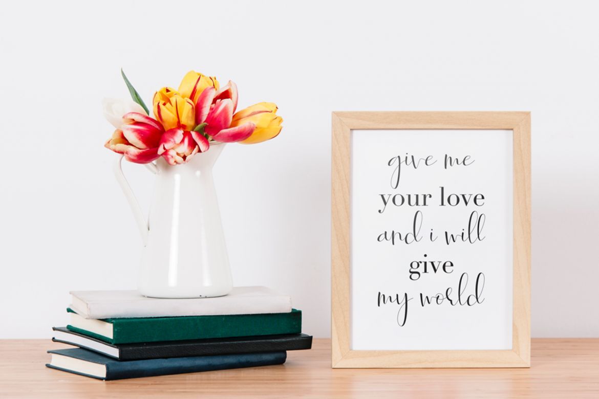 Roselyne - Caligraphy Script - view 6