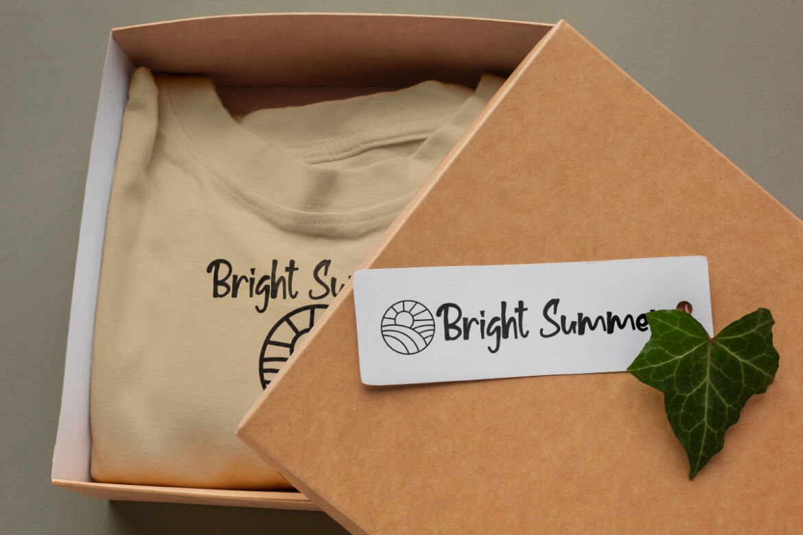 Bright Summer FREE Font - view 8