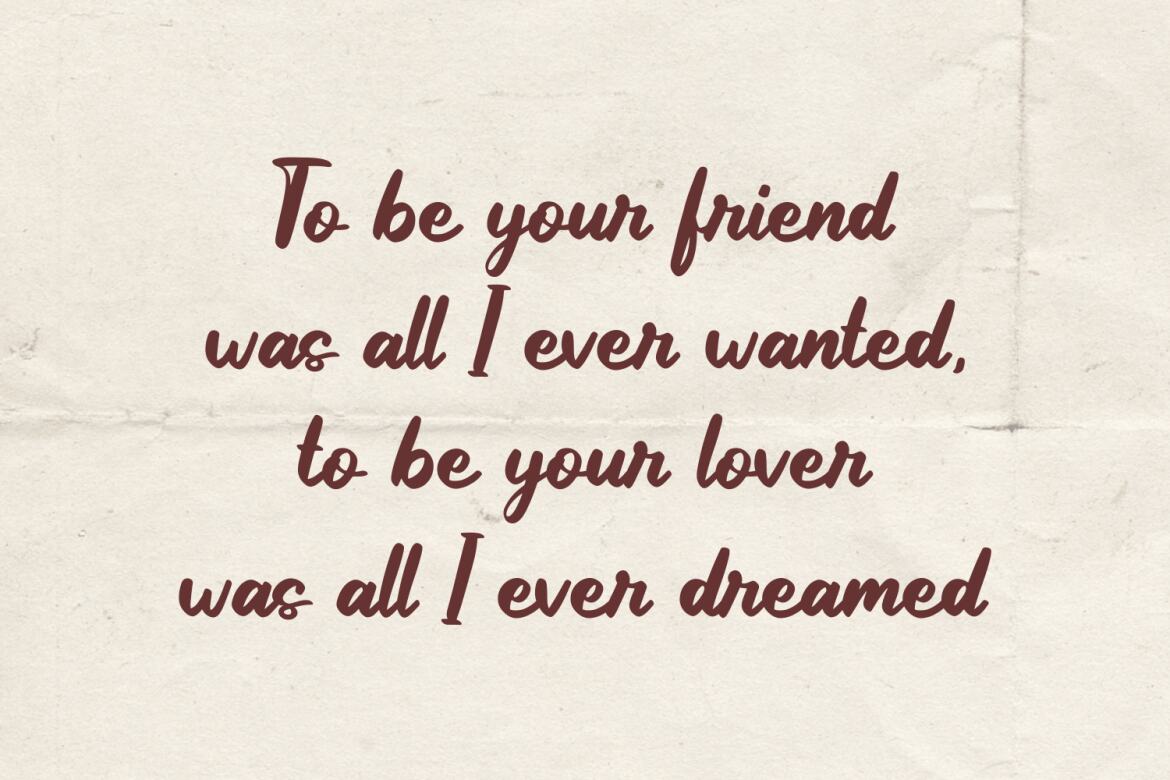 Degaule - FREE Font alt