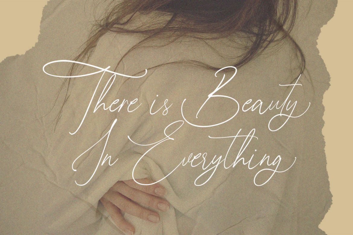 Karlinghard Luxury Signature Font - view 3