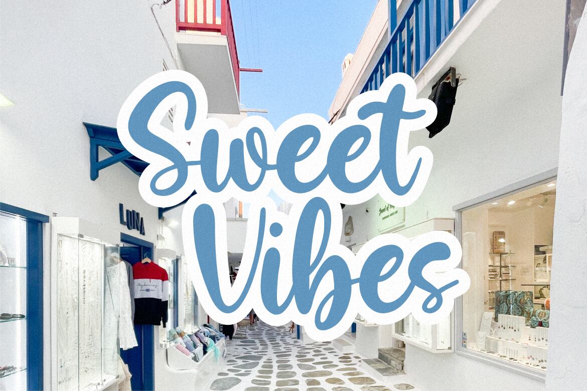 Blue Elfira FREE Font - view 3