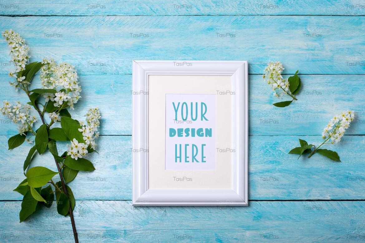 White Small Frame - FREE Mockup alternate