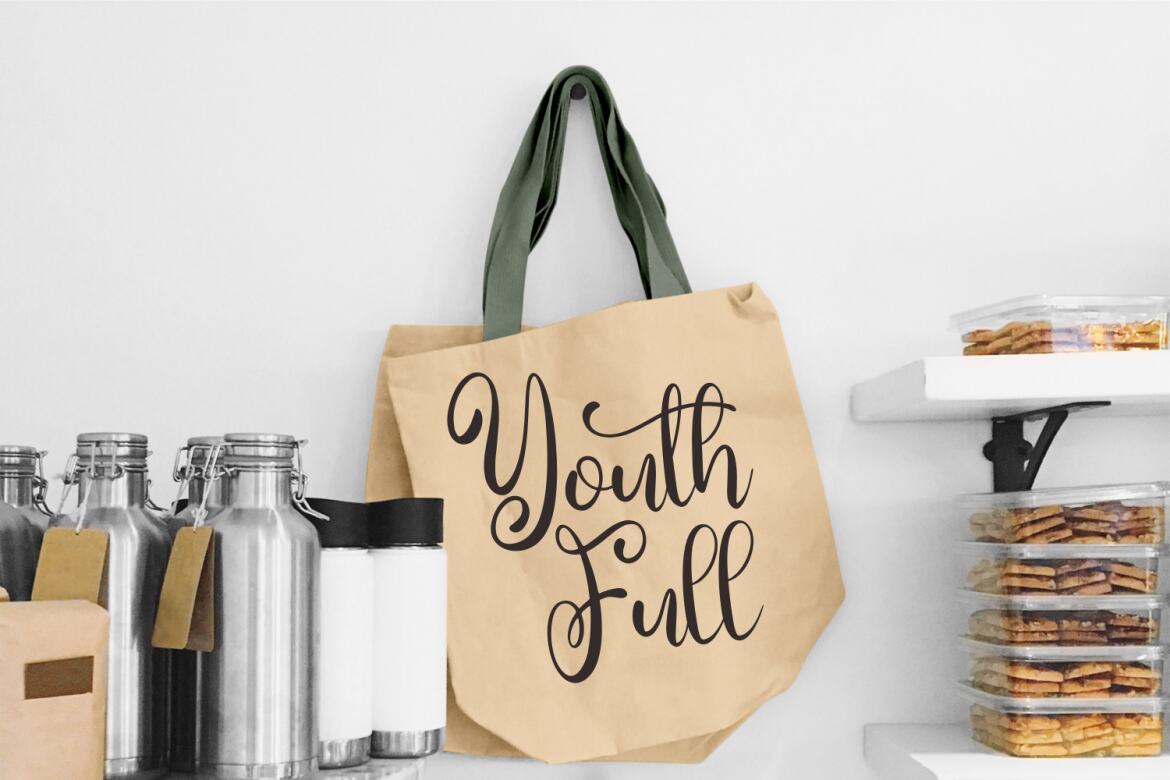 Fivety Likes - FREE Font - view 3