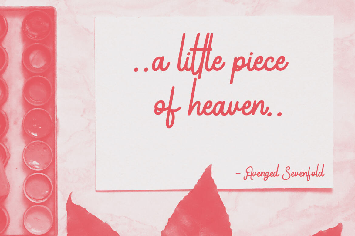 Yearlys Retro FREE Script Font - view 7