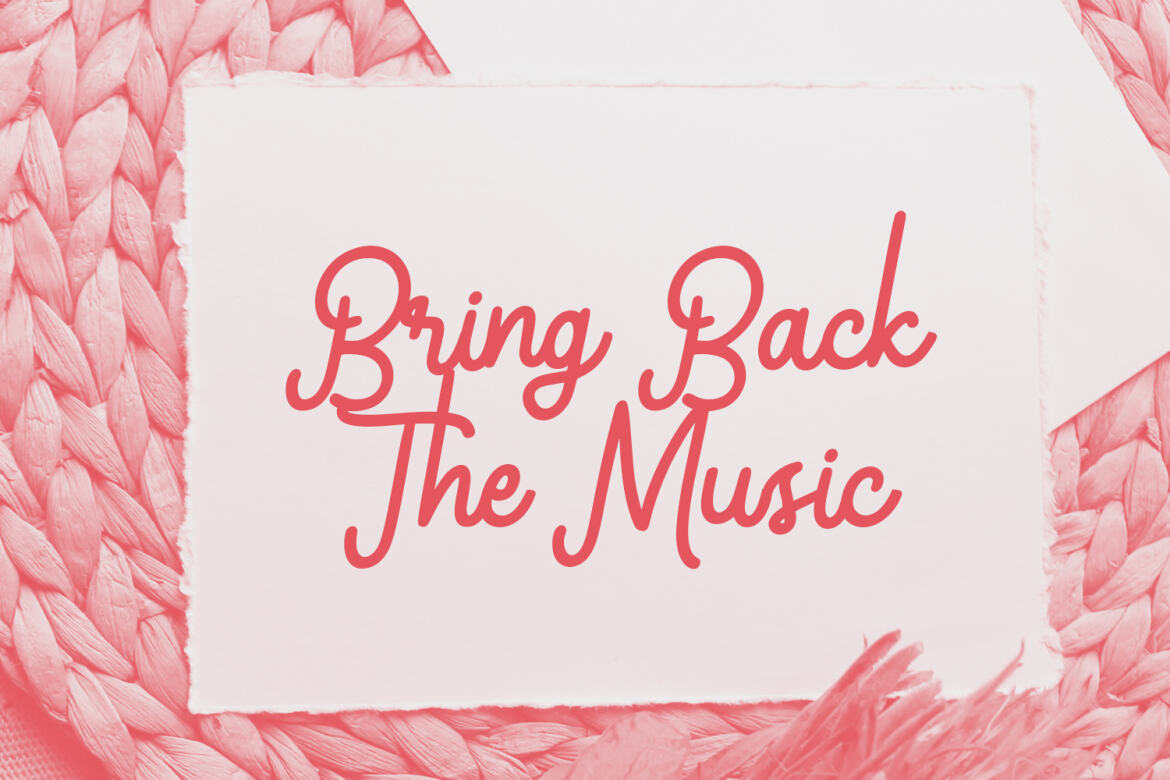 Yearlys Retro FREE Script Font - view 5