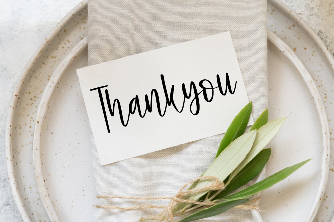 Bellataria - FREE Font - view 8