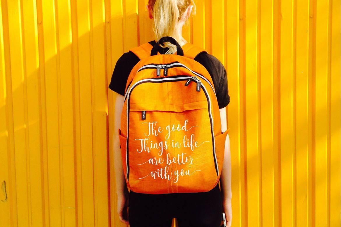 Ossellany Script - view 3