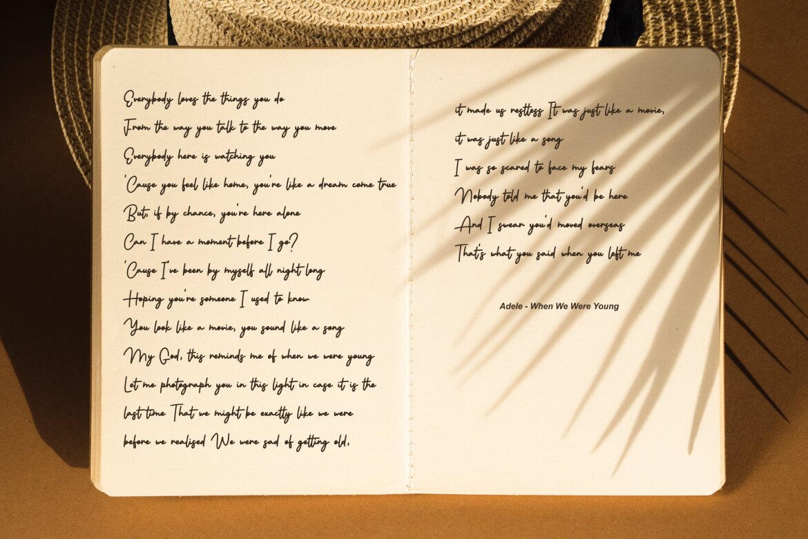 Romanian Signature FREE Font - view 5