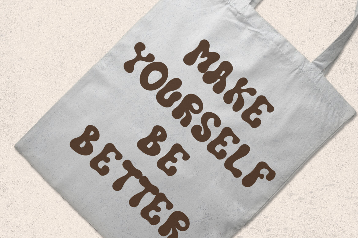 Riyollo Groovy Decorative FREE Font - view 8