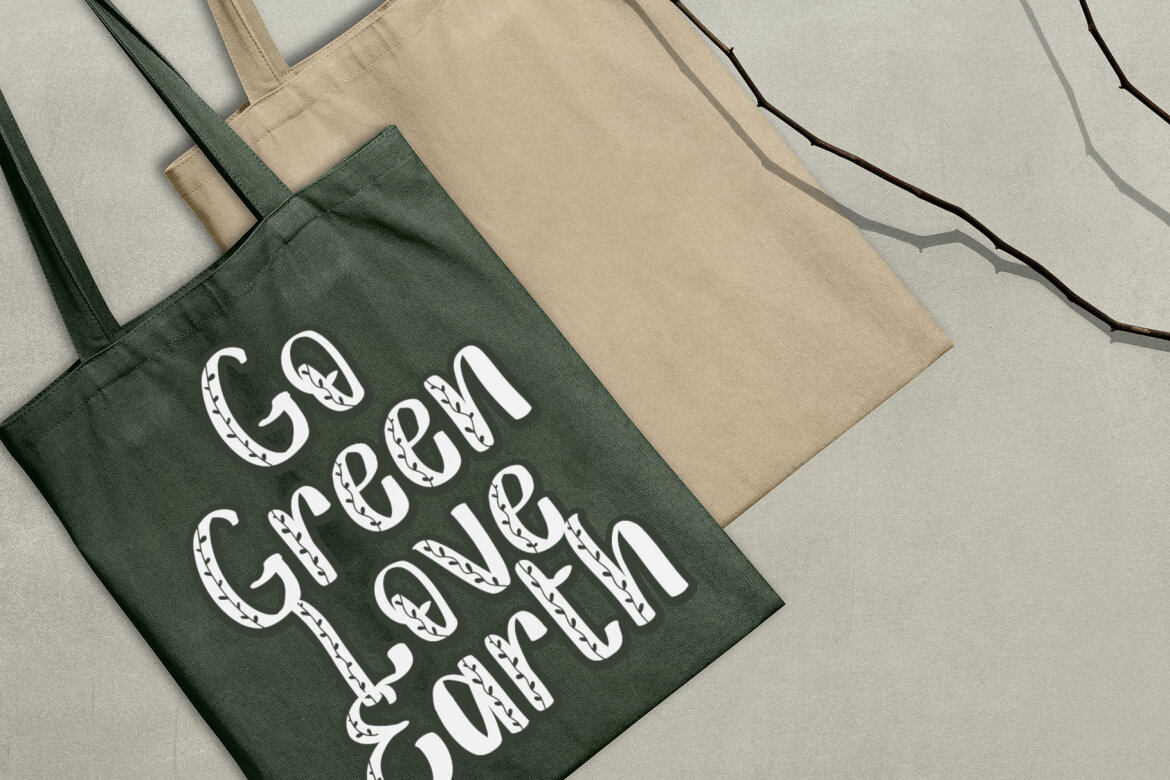 Christmas Leaf - Free Font - view 5