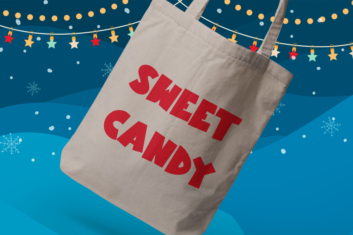 Santa On Duty FREE Christmas Font - view 5