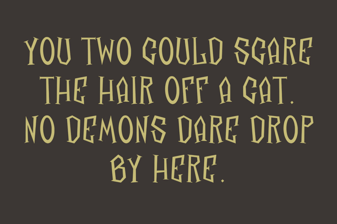 Righris Fantasy FREE Font - view 2