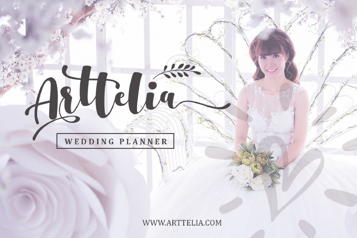 Srikonitta + Free Vectors - view 2